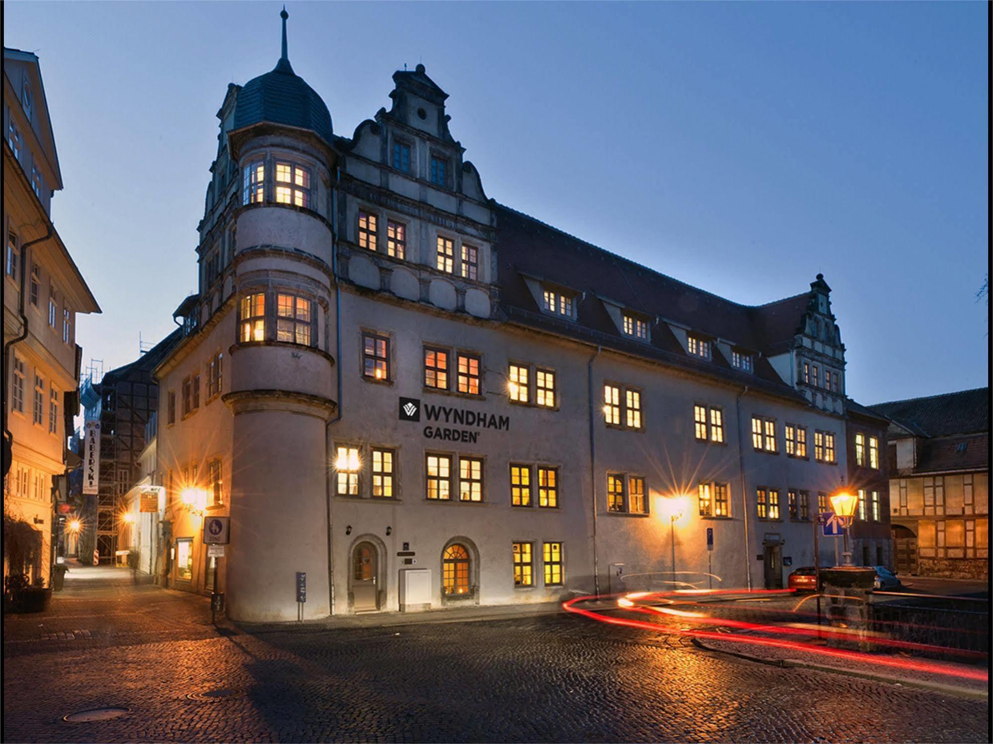 Wyndham Garden Quedlinburg Stadtschloss Экстерьер фото