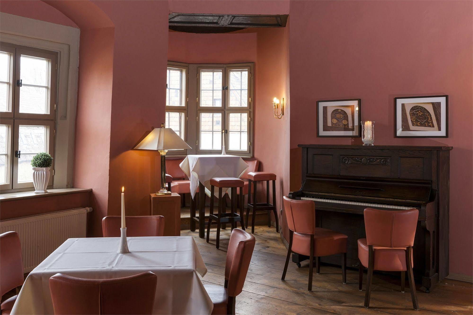 Wyndham Garden Quedlinburg Stadtschloss Экстерьер фото