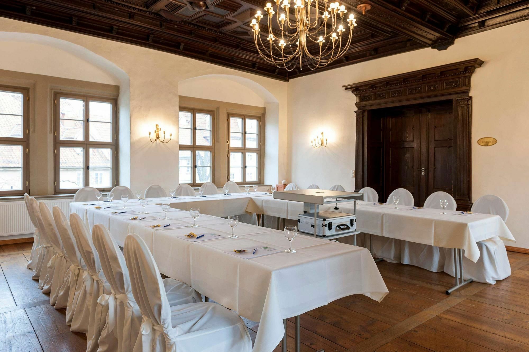 Wyndham Garden Quedlinburg Stadtschloss Экстерьер фото